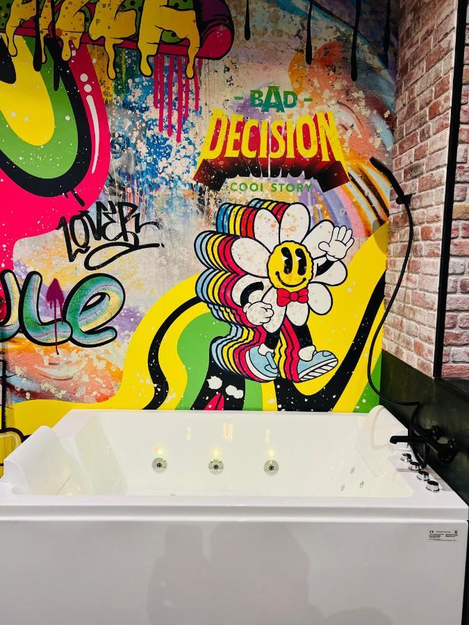 Capsule Street Art - Sauna- Jacuzzi - Playstation 5 - Billard - Netflix - Home Cinema - Terrasse Дуэ Экстерьер фото