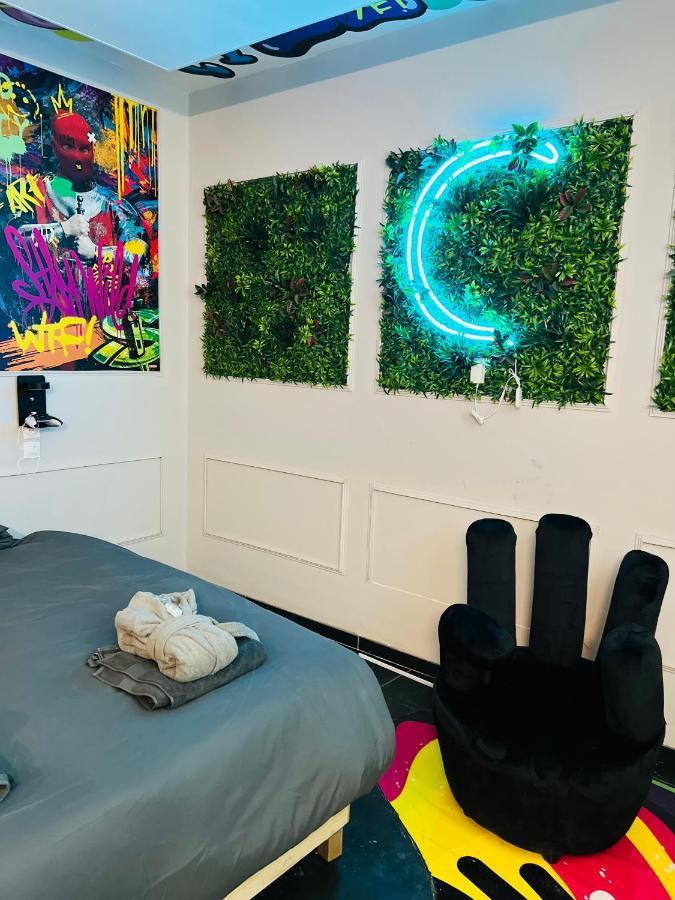Capsule Street Art - Sauna- Jacuzzi - Playstation 5 - Billard - Netflix - Home Cinema - Terrasse Дуэ Экстерьер фото